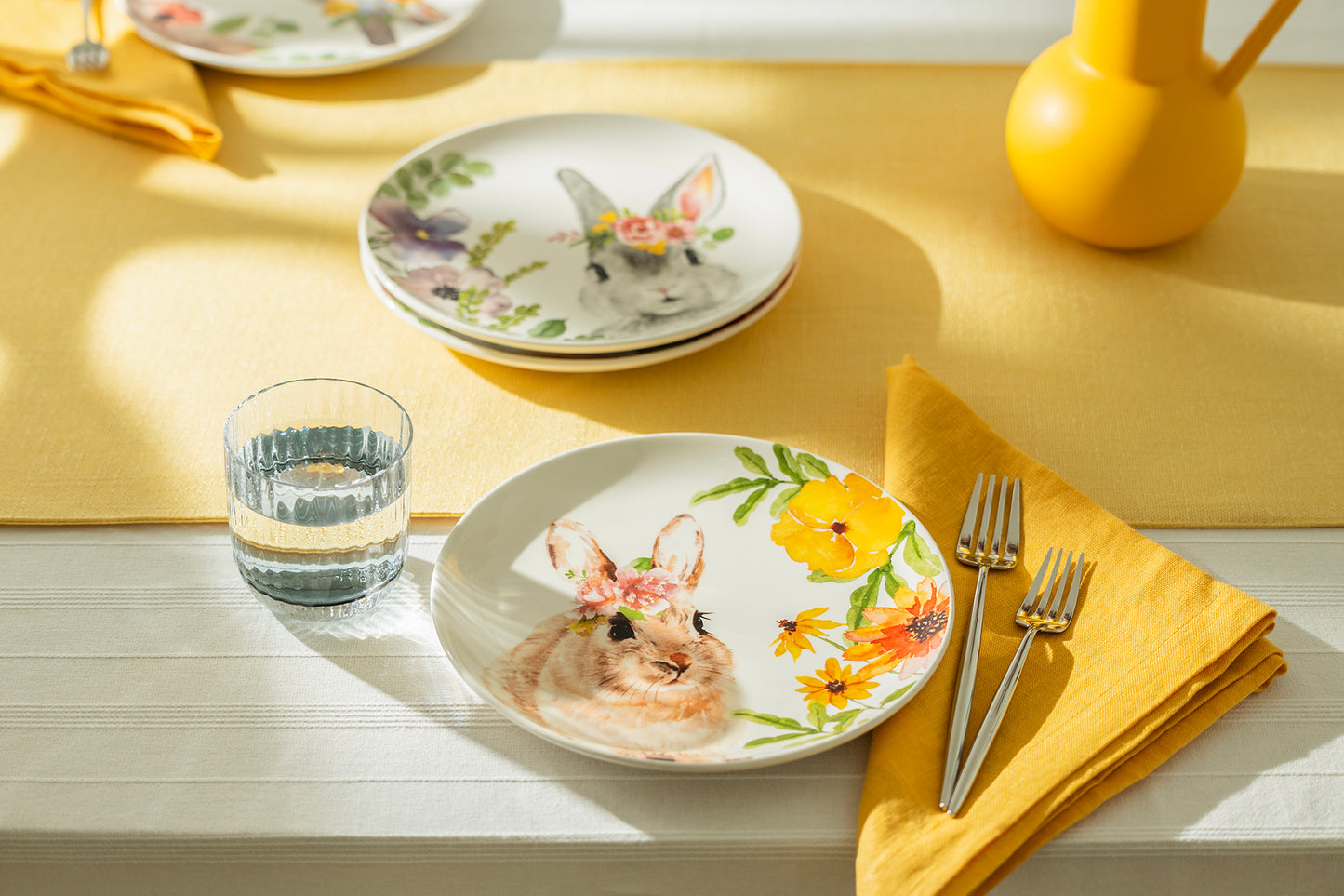 8.5" Flower Bunnies Salad/Dessert Plate Set of 4