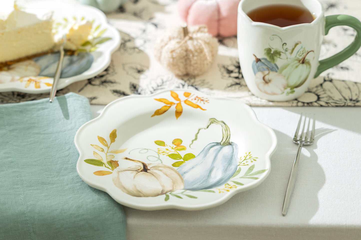 8.5" Assorted Fall Pumpkins Scallop Salad/Dessert Plate Set of 4