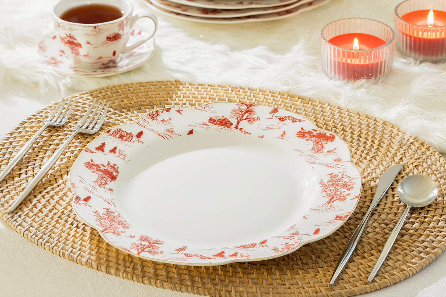 Red Village Fine Porcelain Dessert/Dinner Plate