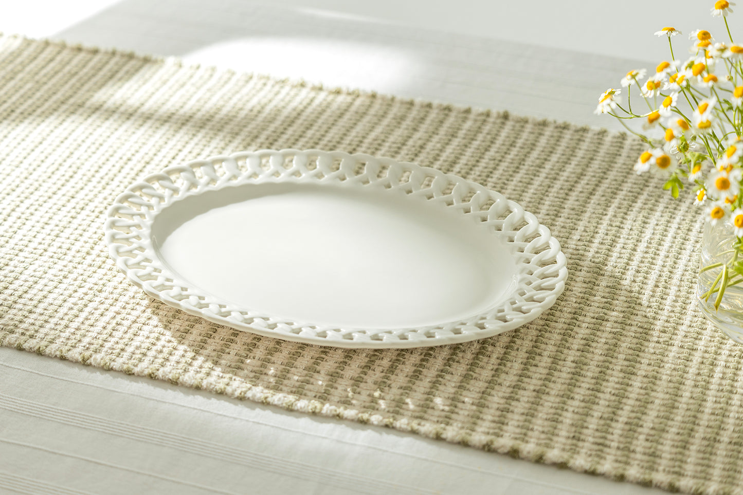 14.25" White Heirloom Fine Porcelain Oval Serving Platter