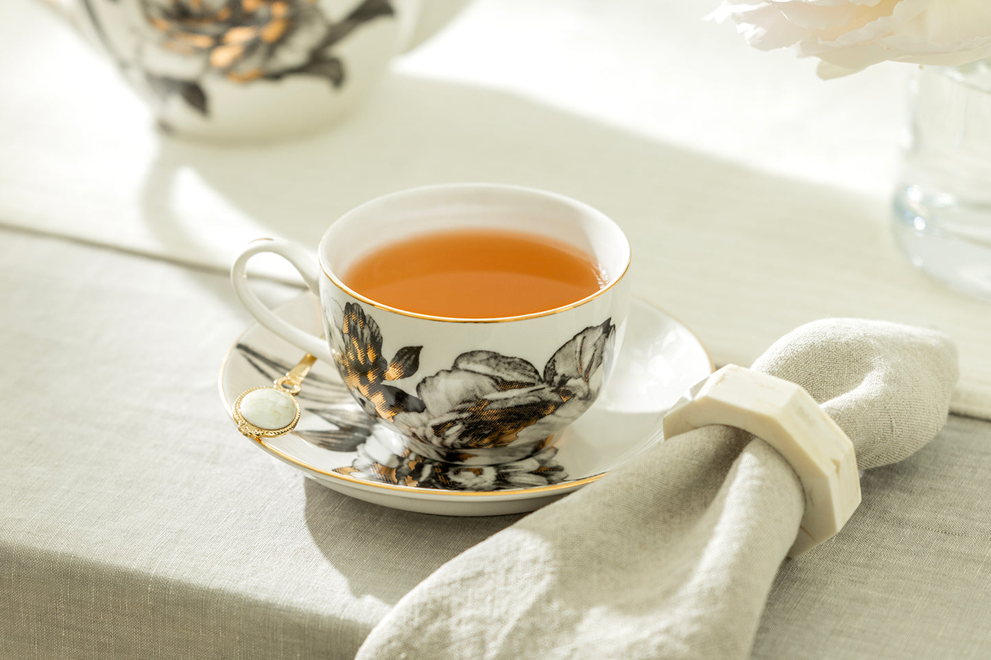 Black Gold Peony Fine Porcelain Tea Set