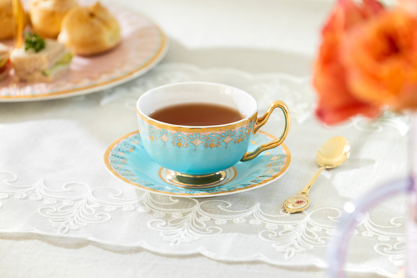Blue Floral Toile Fine Porcelain Tea Cup and Saucer
