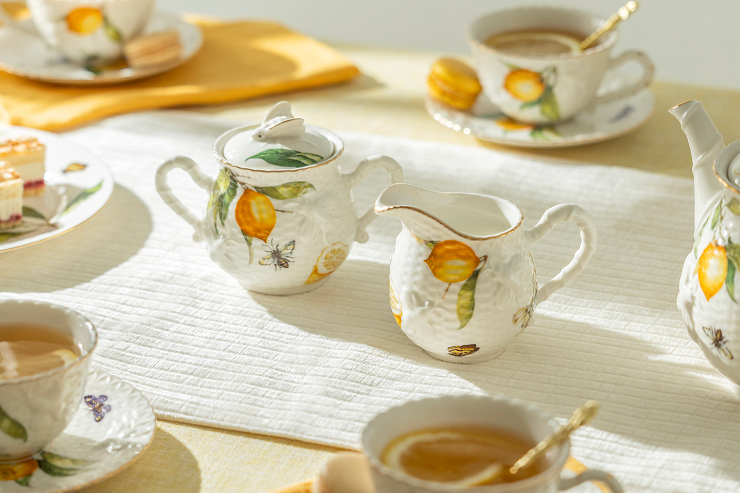 Lemon Bee Fine Porcelain Tea Set