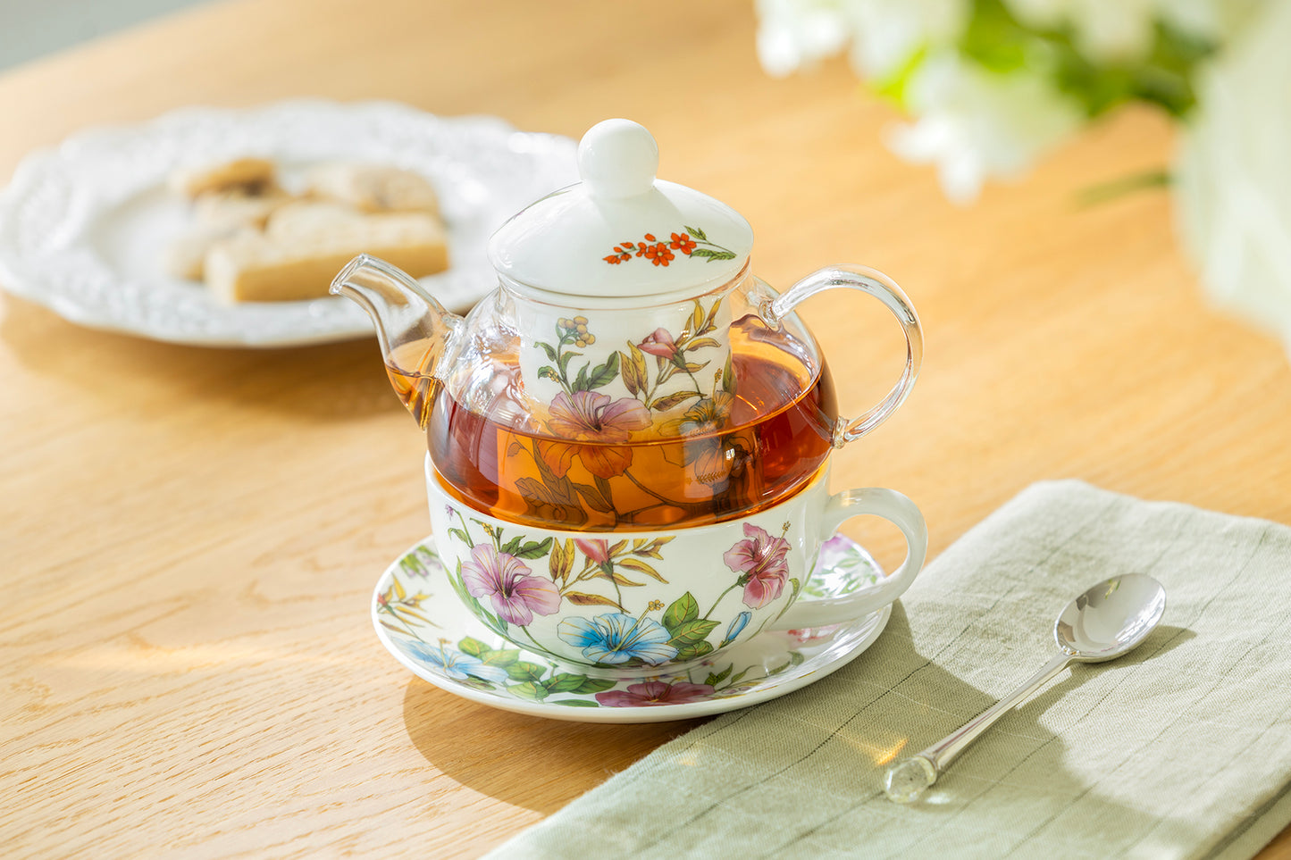 Hibiscus Harmony Glass and Fine Porcelain Tea For One Set