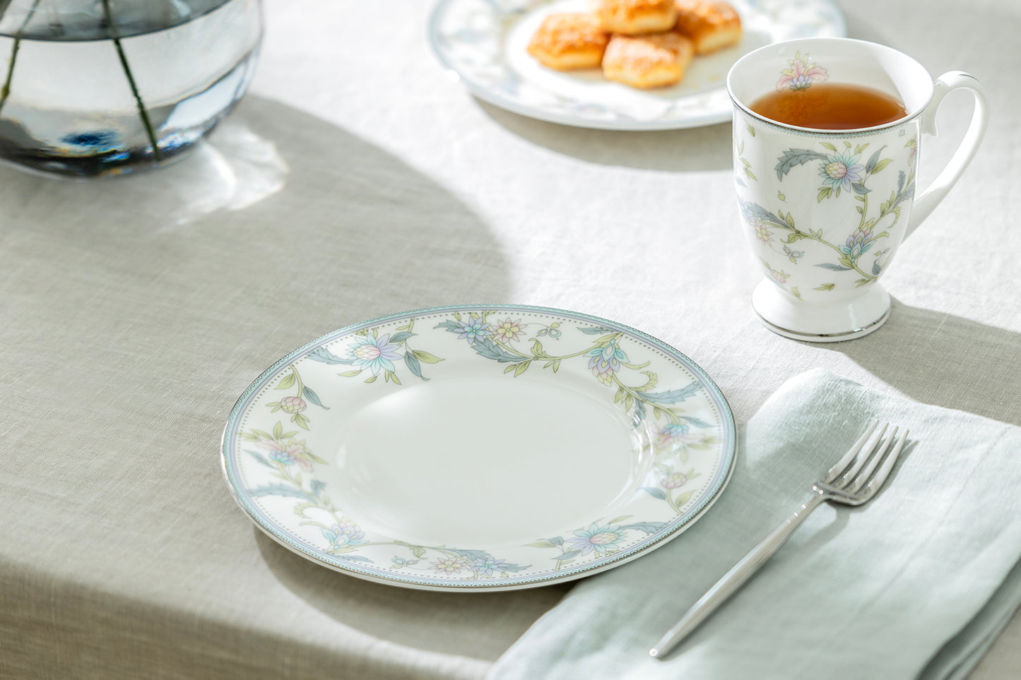 Lotus Garden Bone China Dessert/Dinner Plate