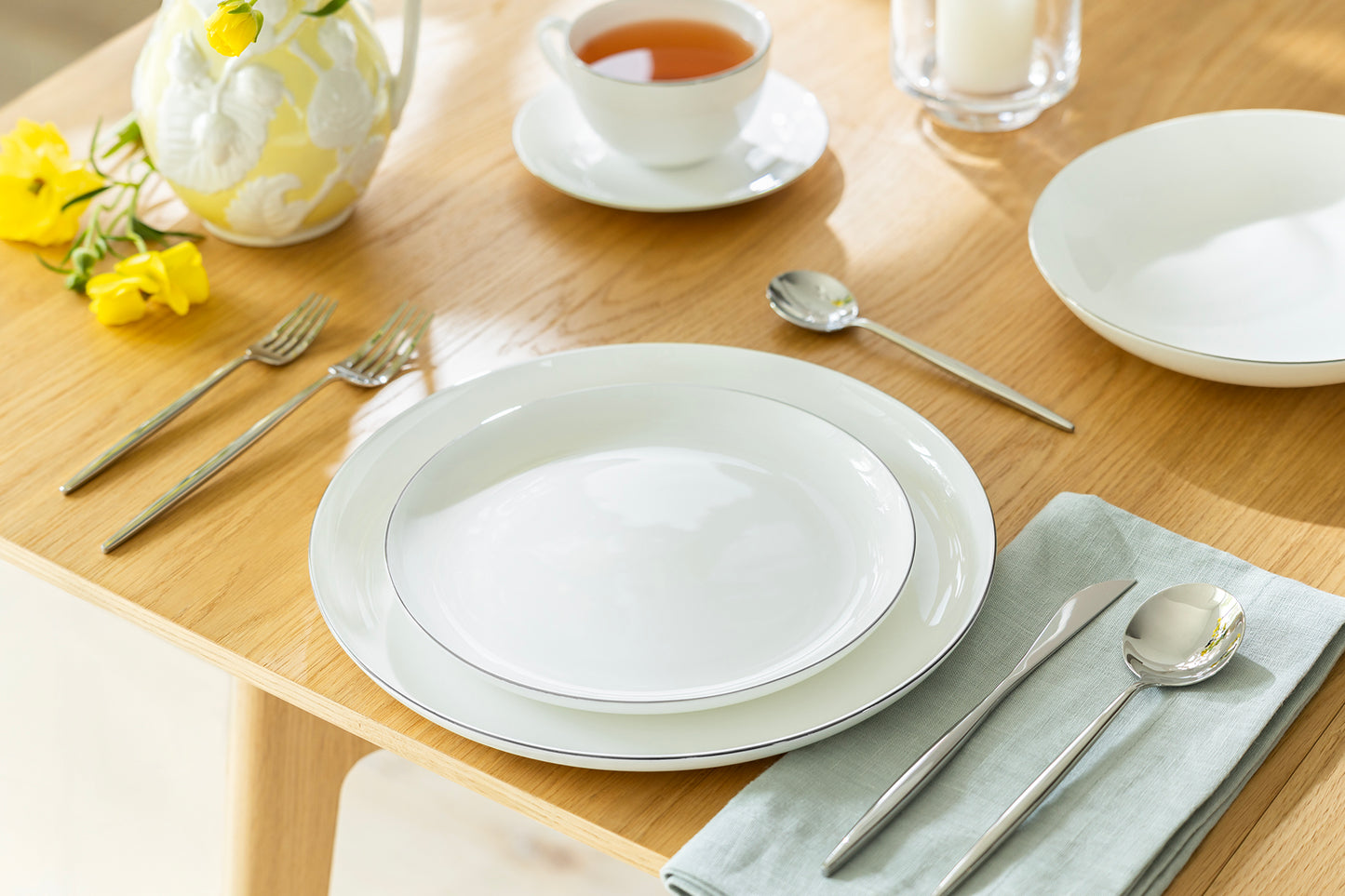 Silver Rim Blanc Bone China Dessert/Dinner Plate