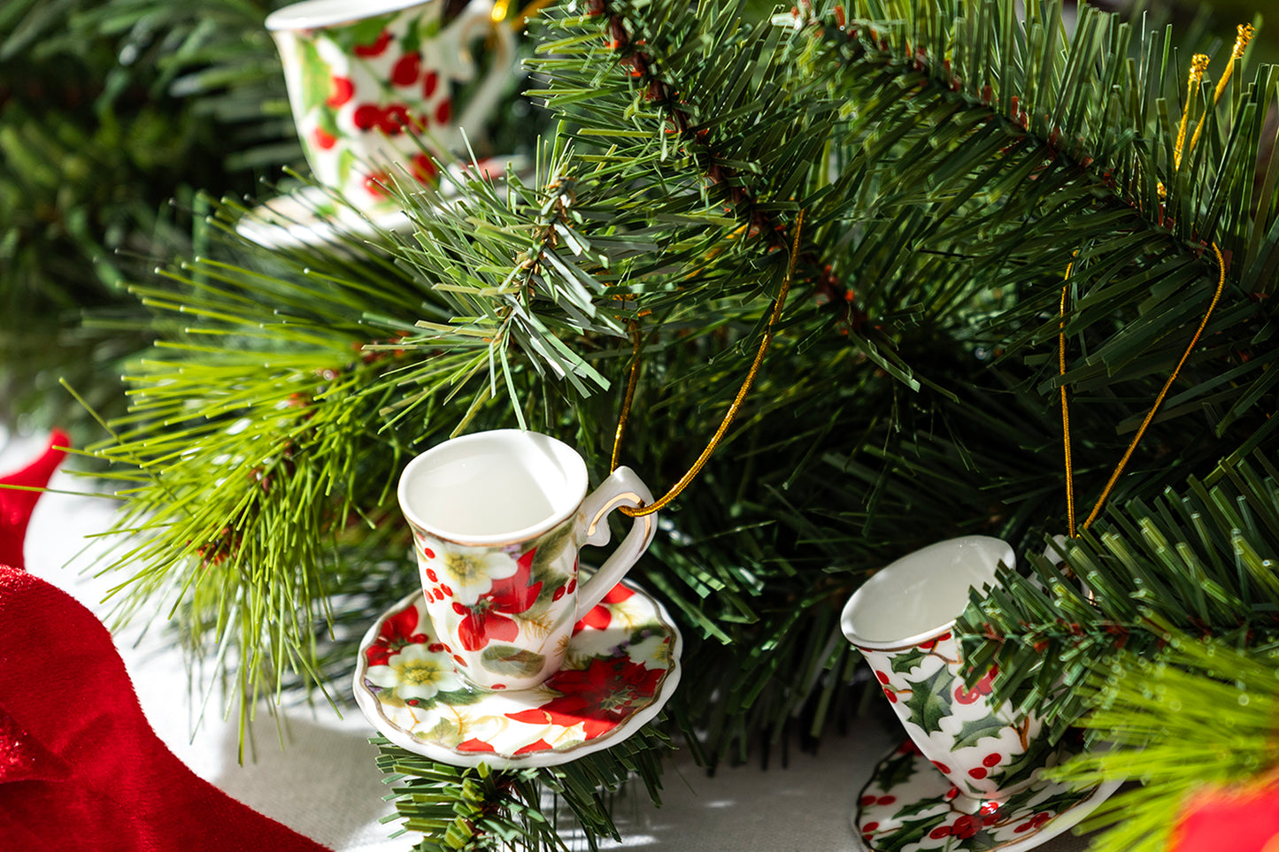 Grace Teaware Holly Berries Red Poinsettia Chintz Assorted Mini Teacups Ornament Christmas Tree Decoration