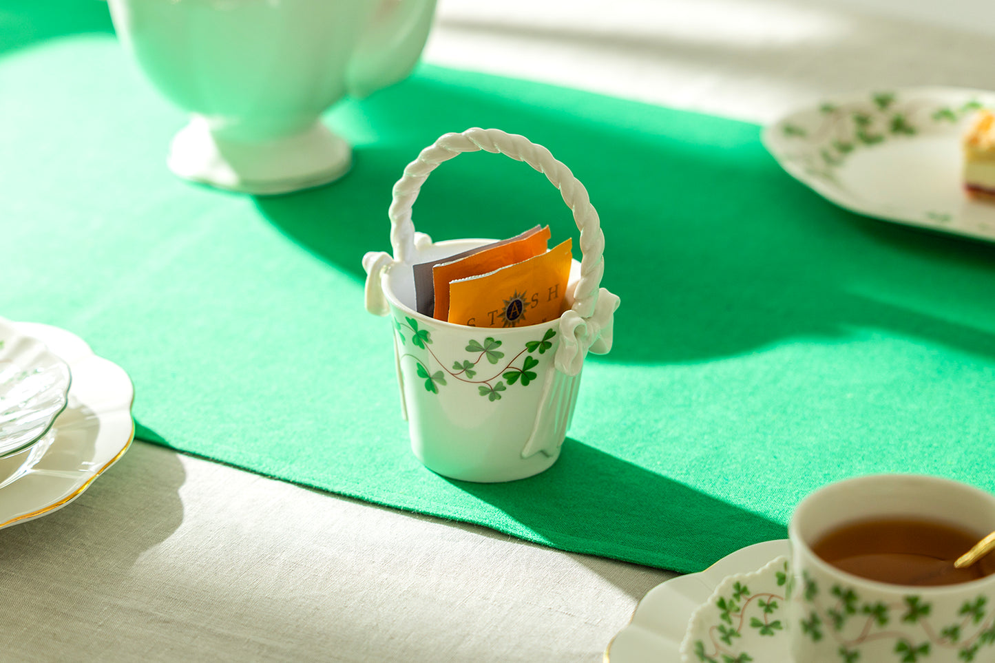 Shamrock Fine Porcelain Tea Bag Basket