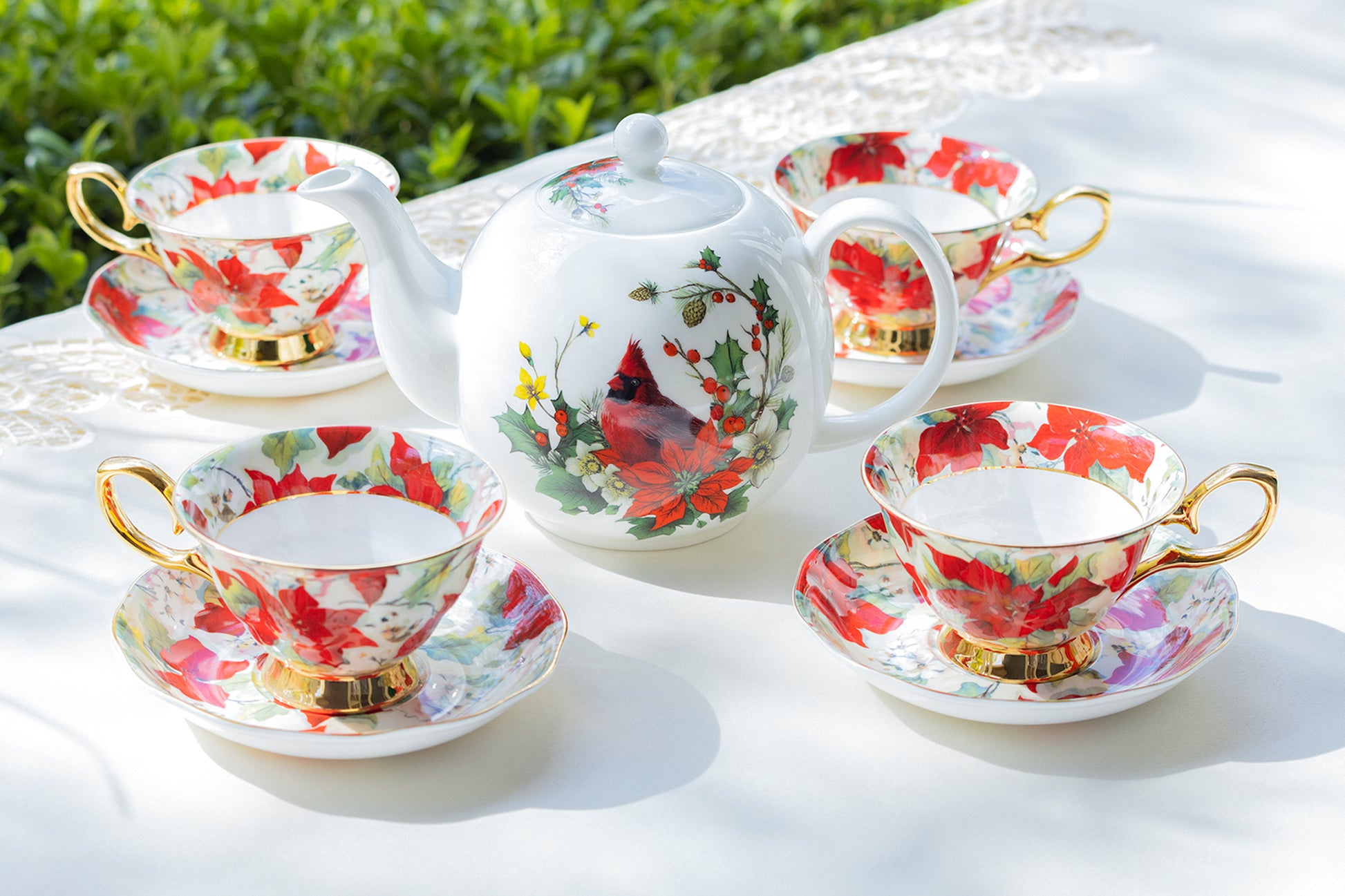Gracie Bone China Cardinal Poinsettia Gold 9-piece Tea Set