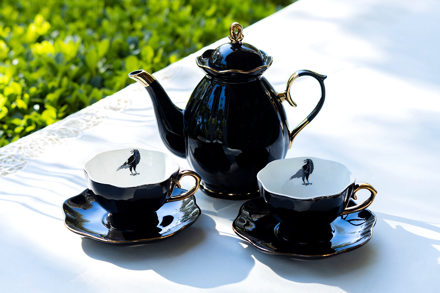 Black Gold Scallop Teapot + Raven Tea Cup and Saucer Sets