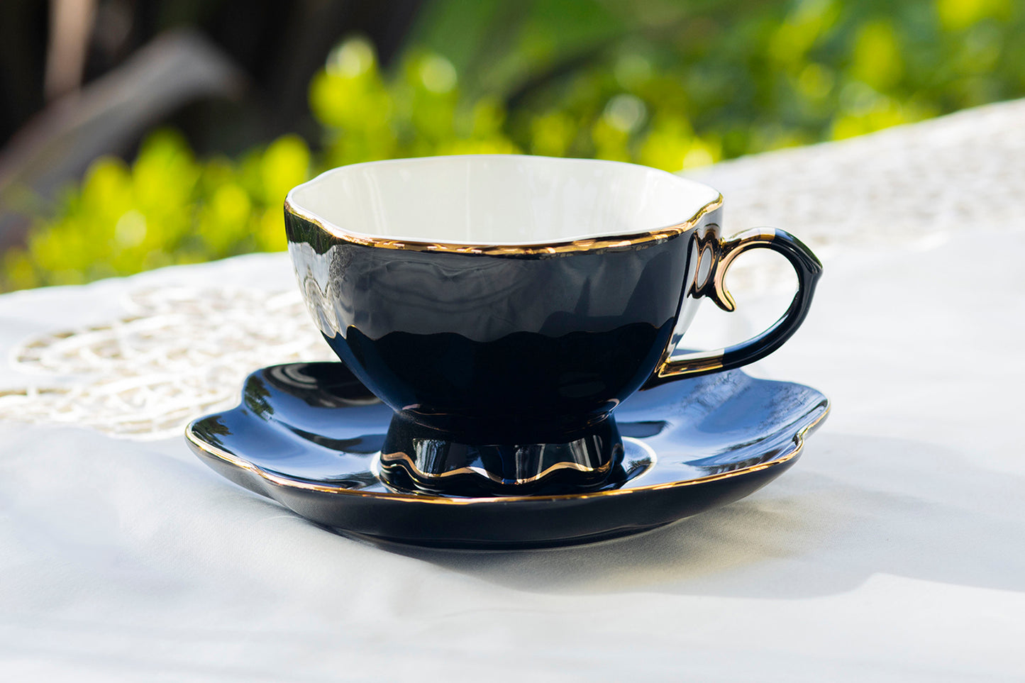 Black Gold Scallop Fine Porcelain Tea Cup and Saucer