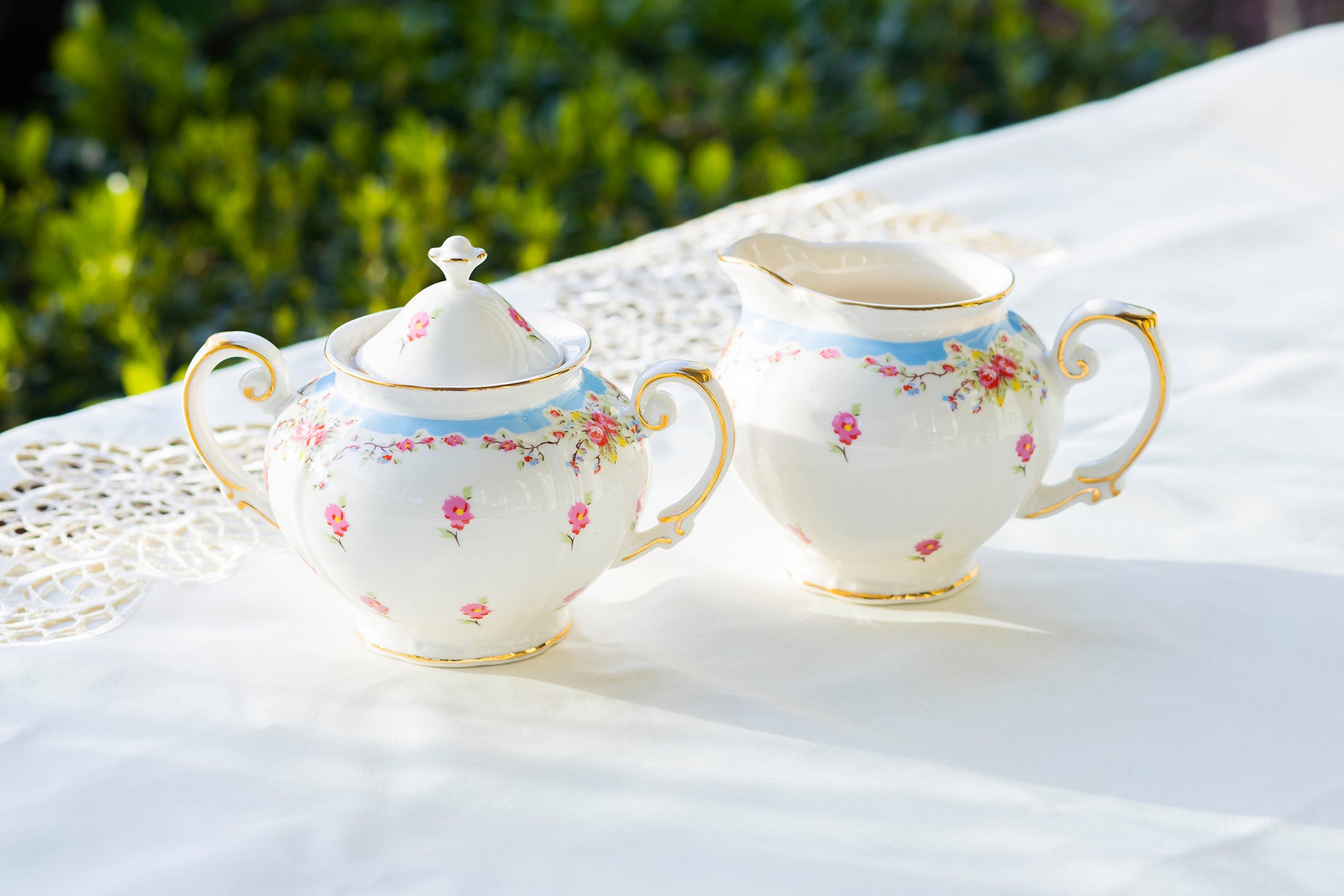 Fine Porcelain grace teawear classic elegant teapot