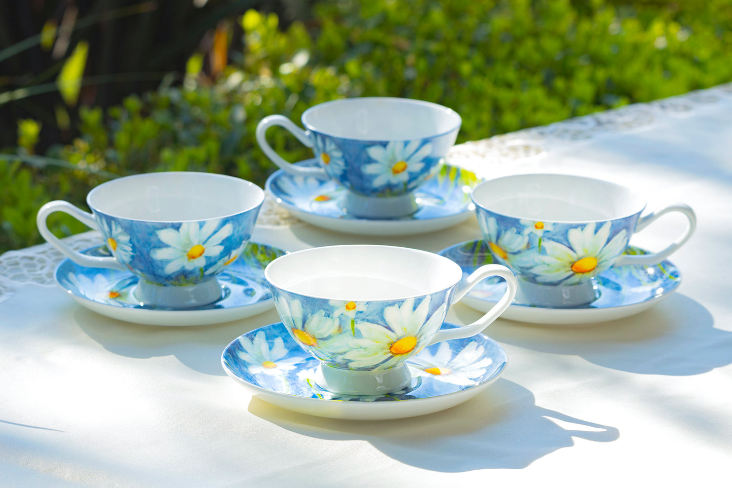 Gracie Bone China Daisy Cup