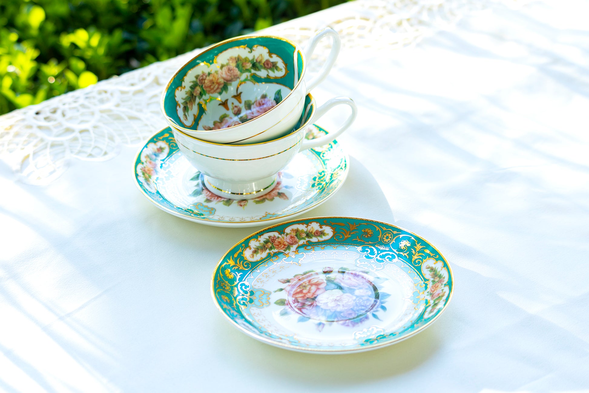 royal green gold tea cup and saucer