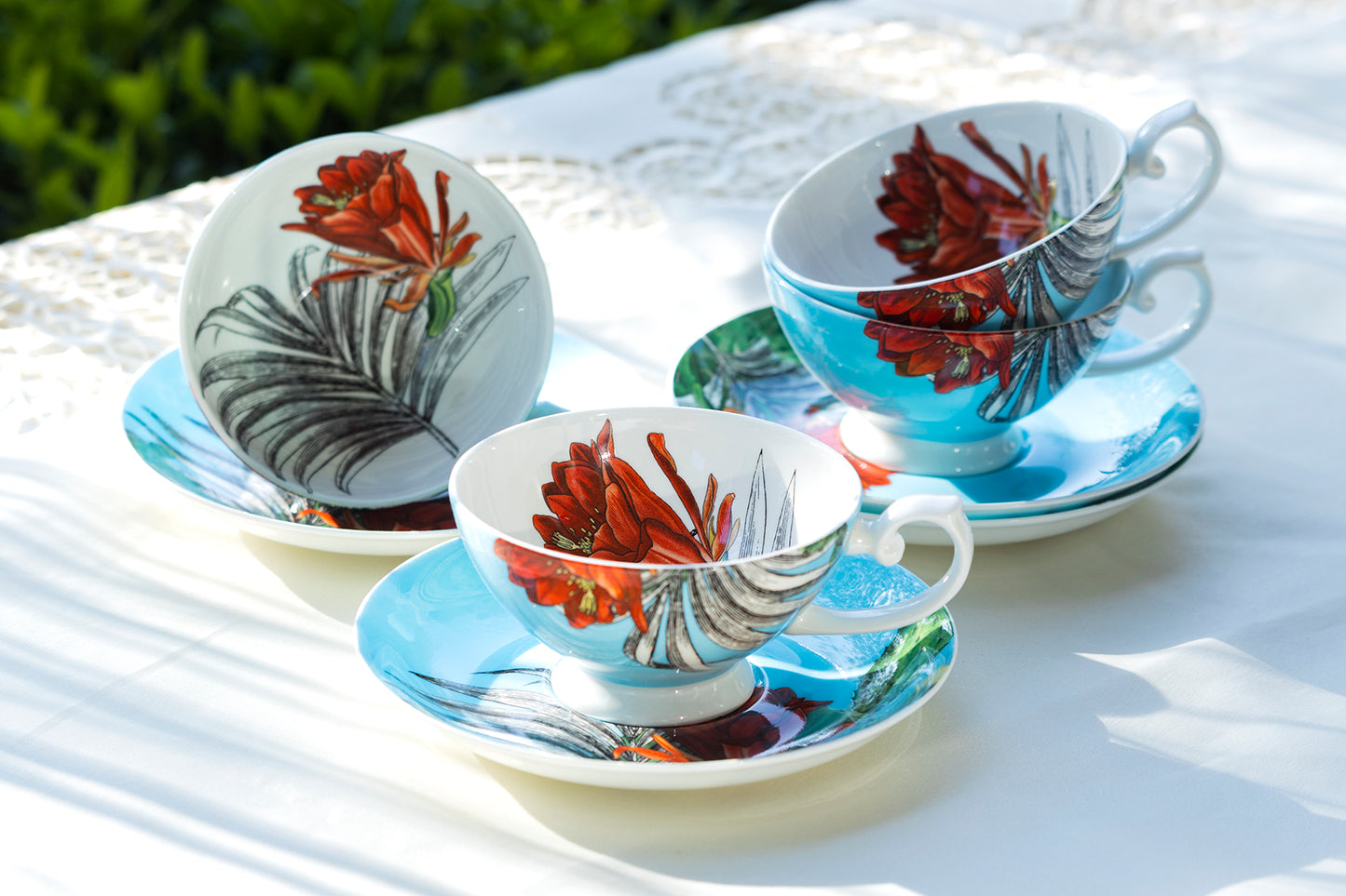 botanical tea cup