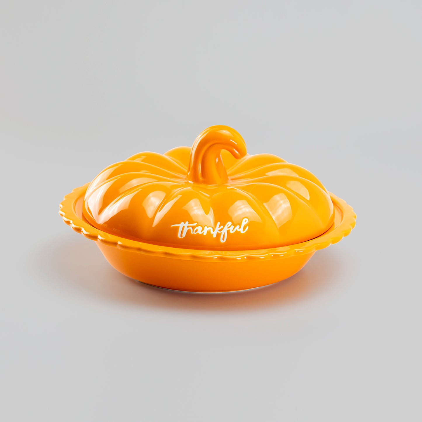 orange pumpkin pie keeper with lid