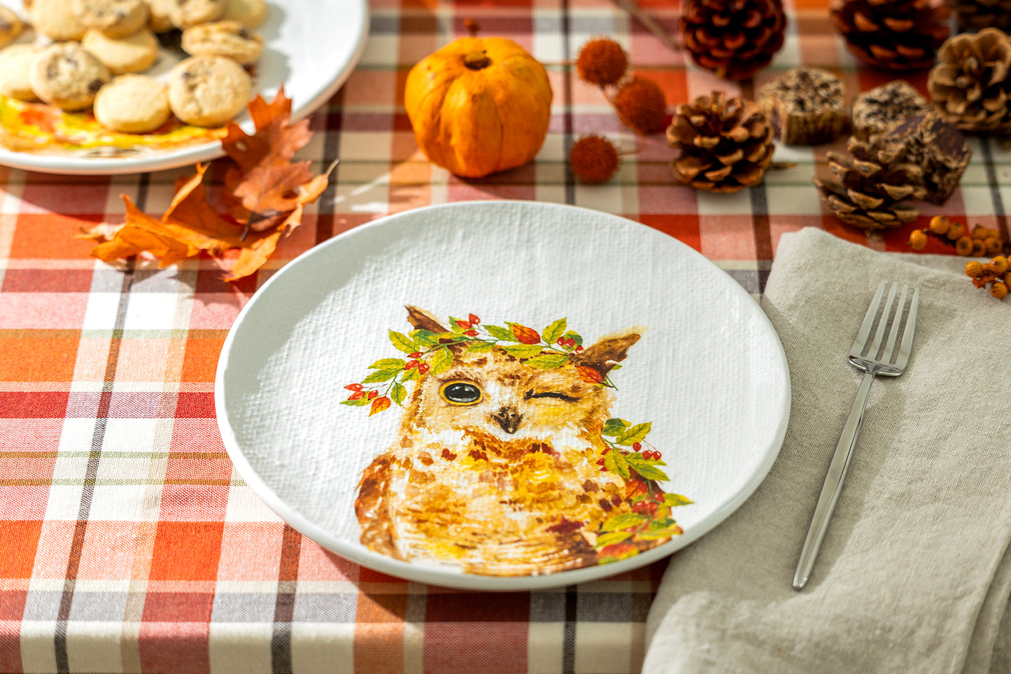 Potter's Studio 8.5" Fall Happy Owl Salad / Dessert Plate