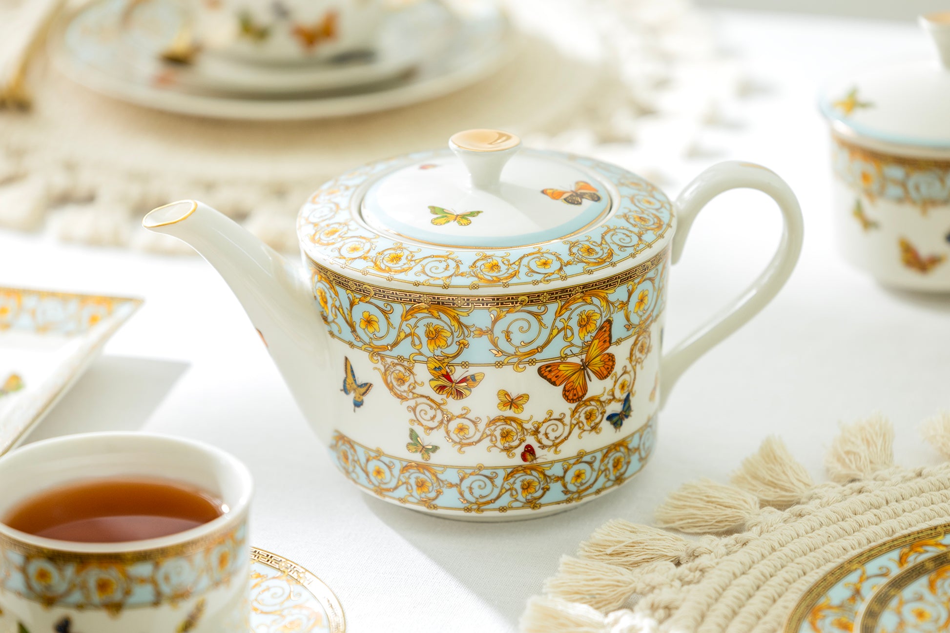 Butterflies with Blue Ornament Fine Porcelain Teapot