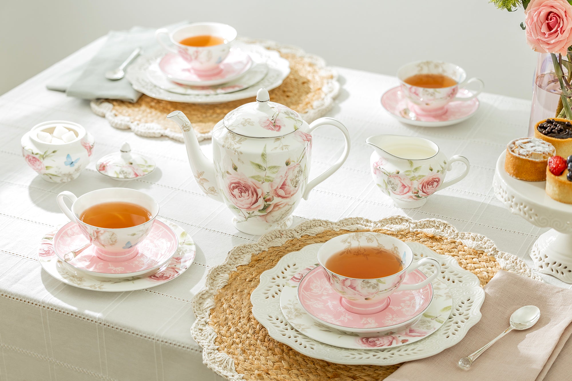 Gracie Teapot - Red and Pink discount Roses Teapot with matching teacup an saucer