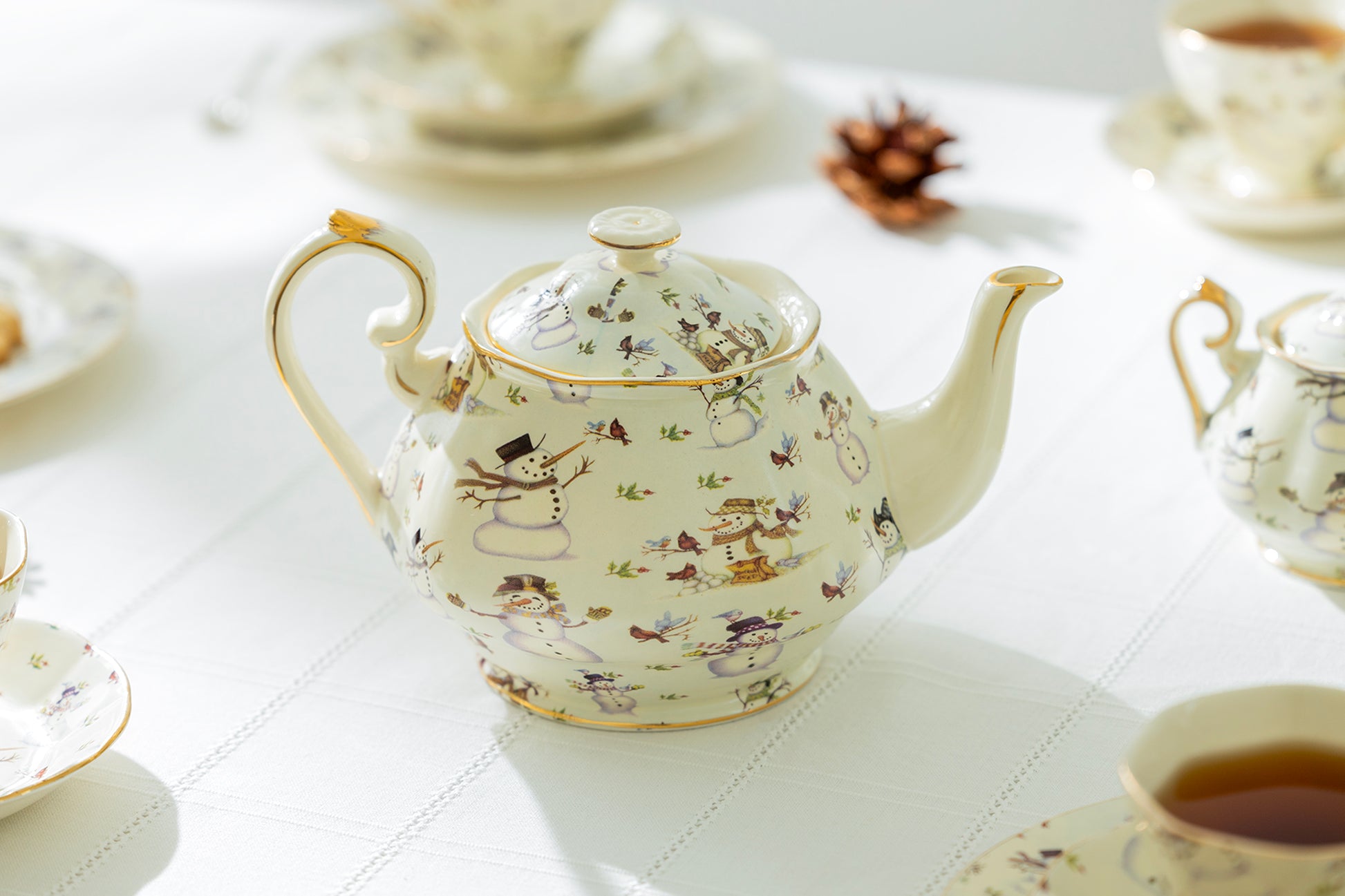 Grace Teaware Happy Snowmen Fine Porcelain Teapot