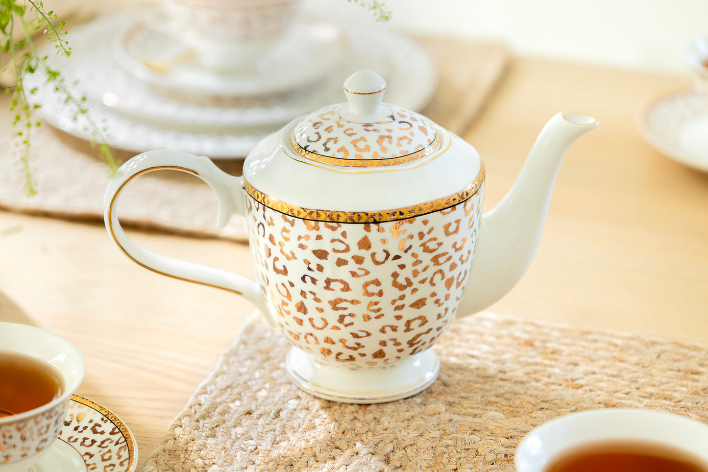 Golden Leopard Fine Porcelain Tea Set