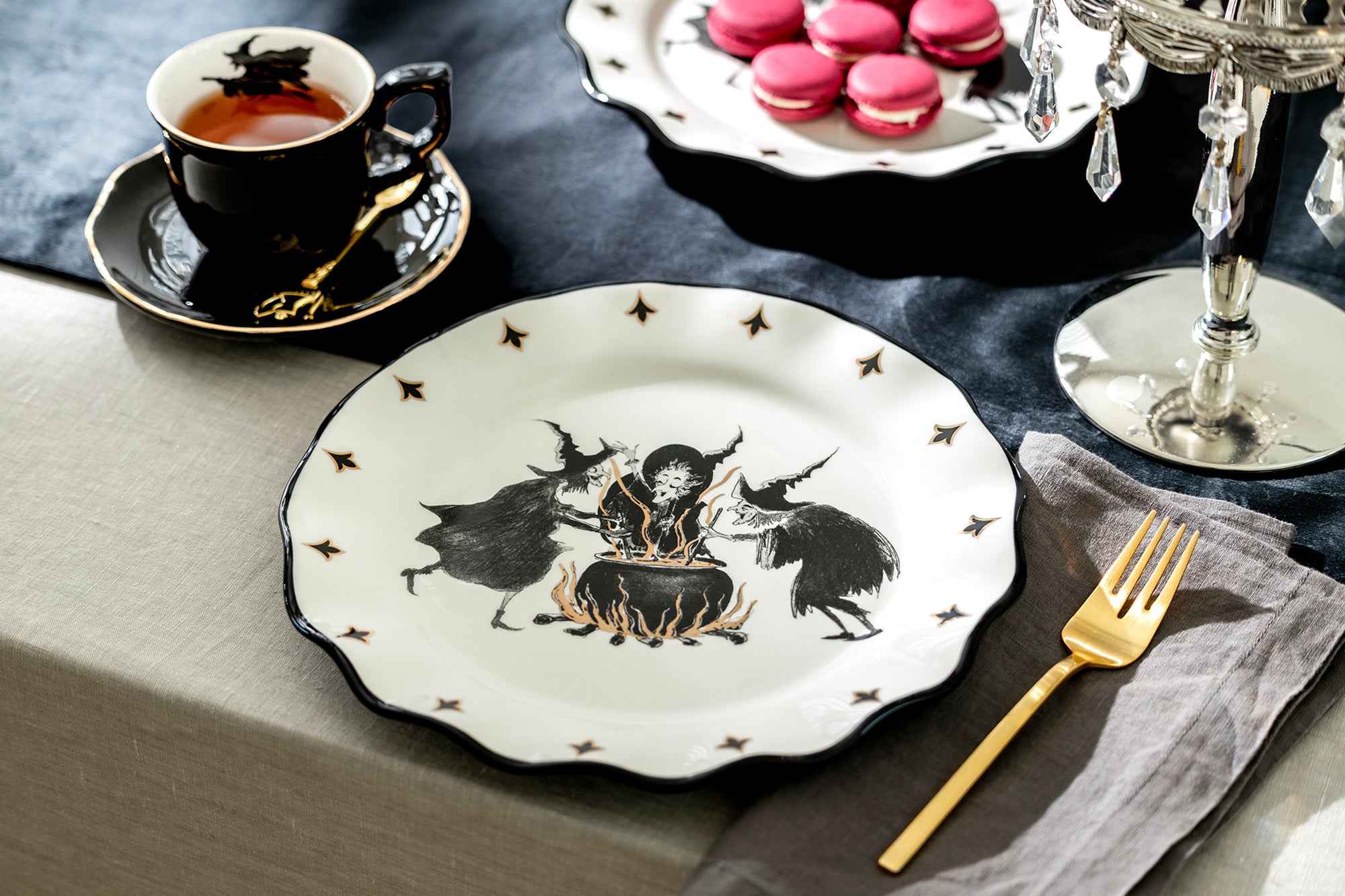 Halloween store Dinner Set