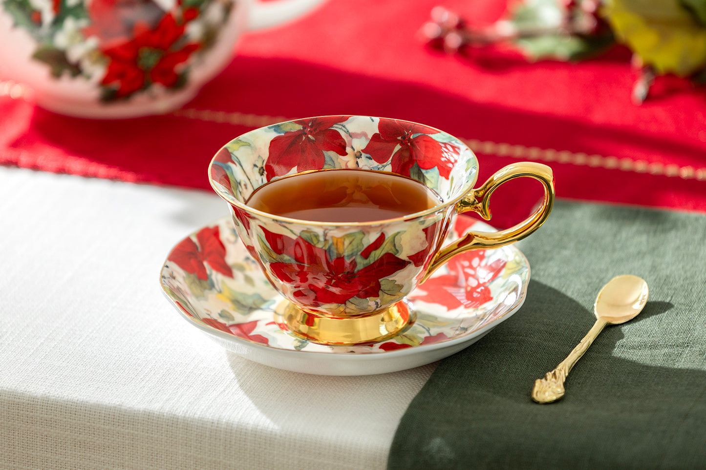 Stechcol Gracie Bone China Poinsettia Gold Bone China Tea Cup and Saucer