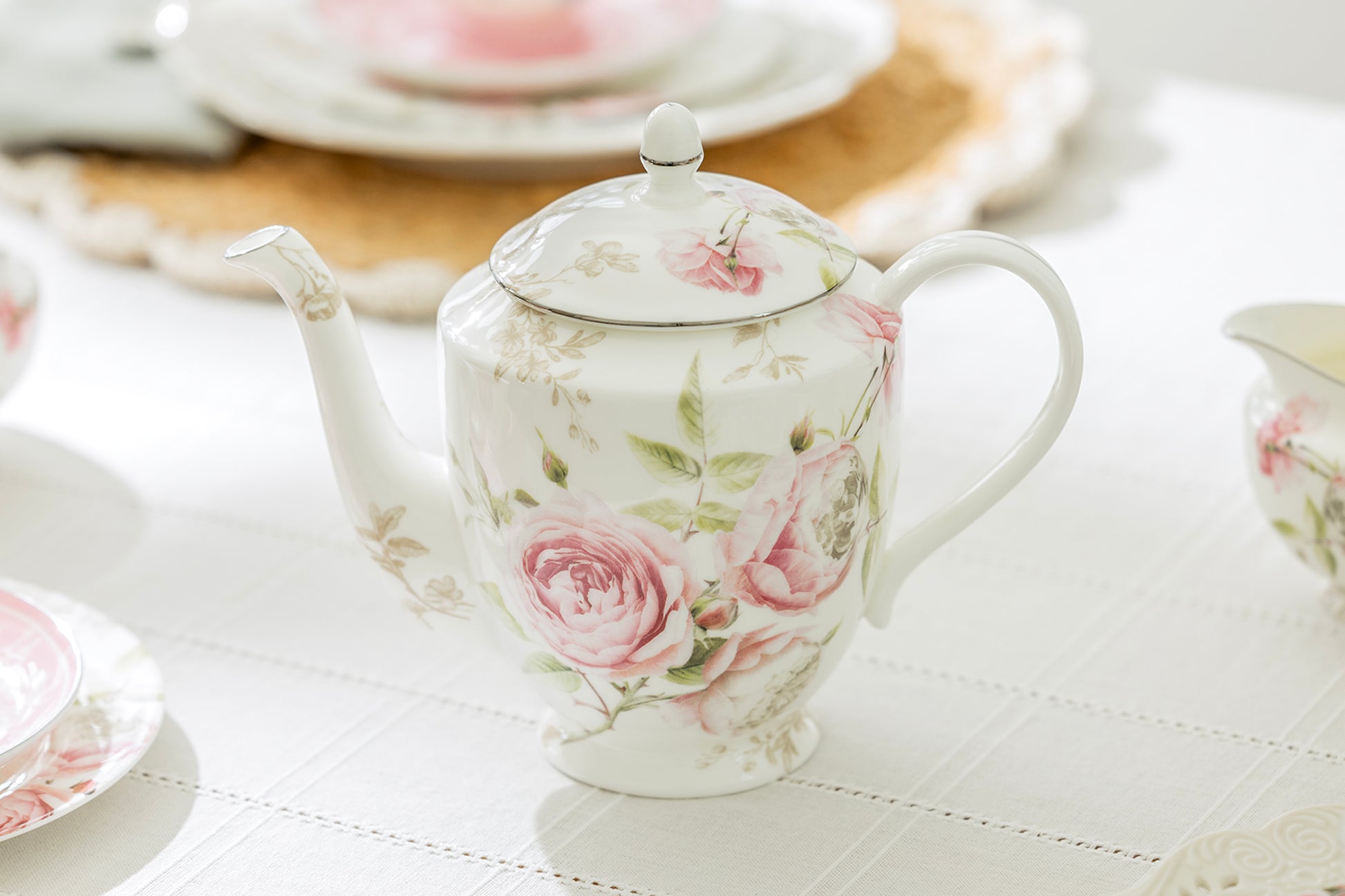 Stechcol Gracie Bone China Beau Rose Bone China Teapot