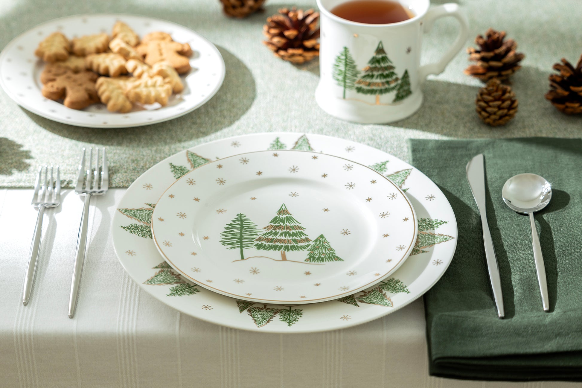 Grace Teaware Christmas Pine Trees Fine Porcelain Dessert Dinner Plate