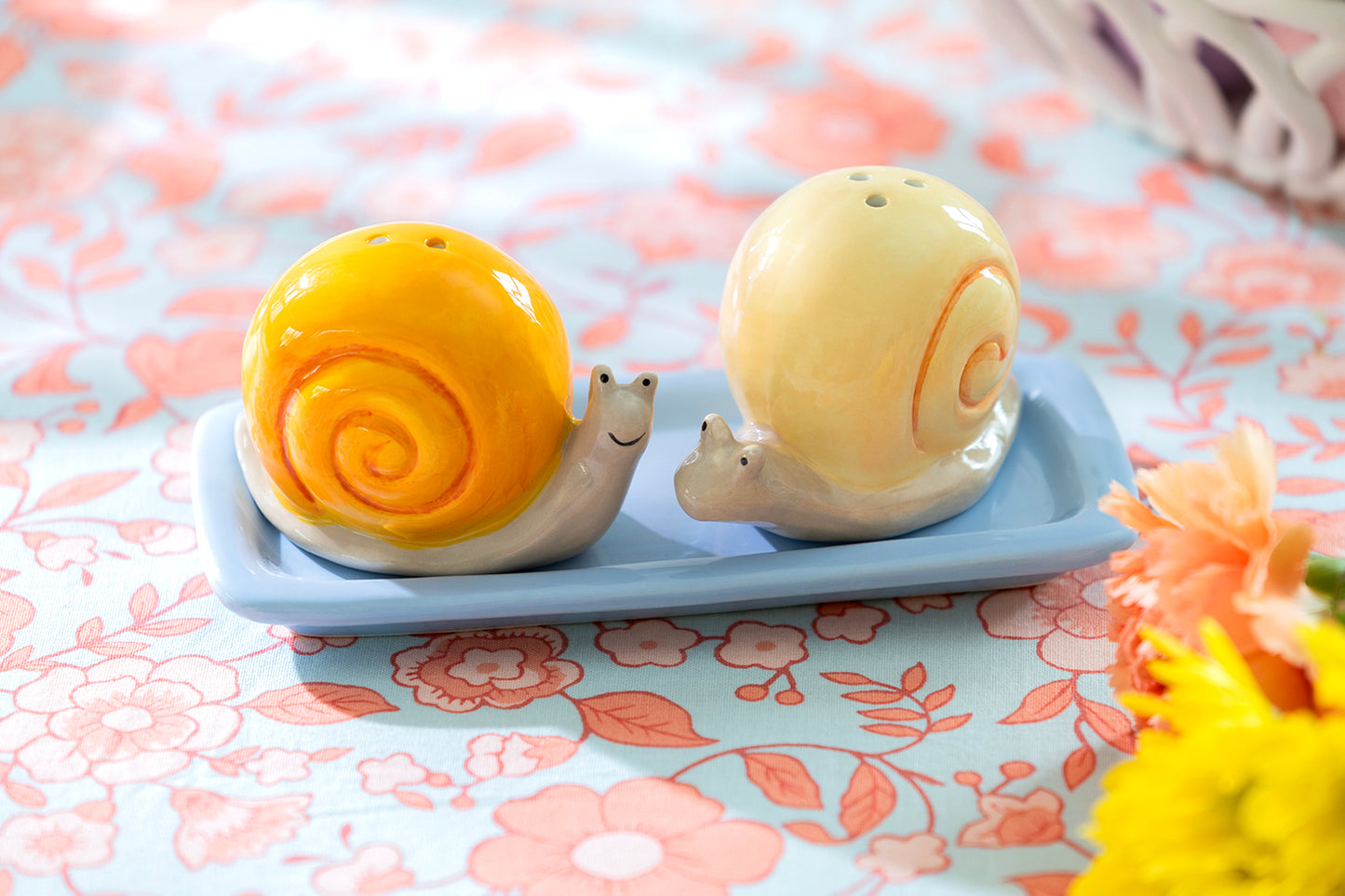Happy Snails Ceramic Salt and Pepper Shaker Set