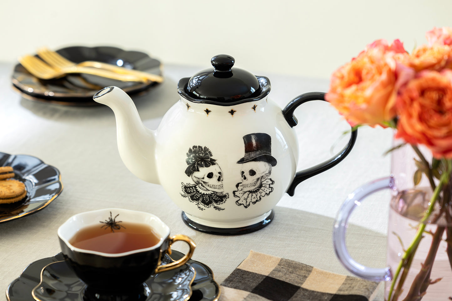 Halloween Victorian Skulls Teapot