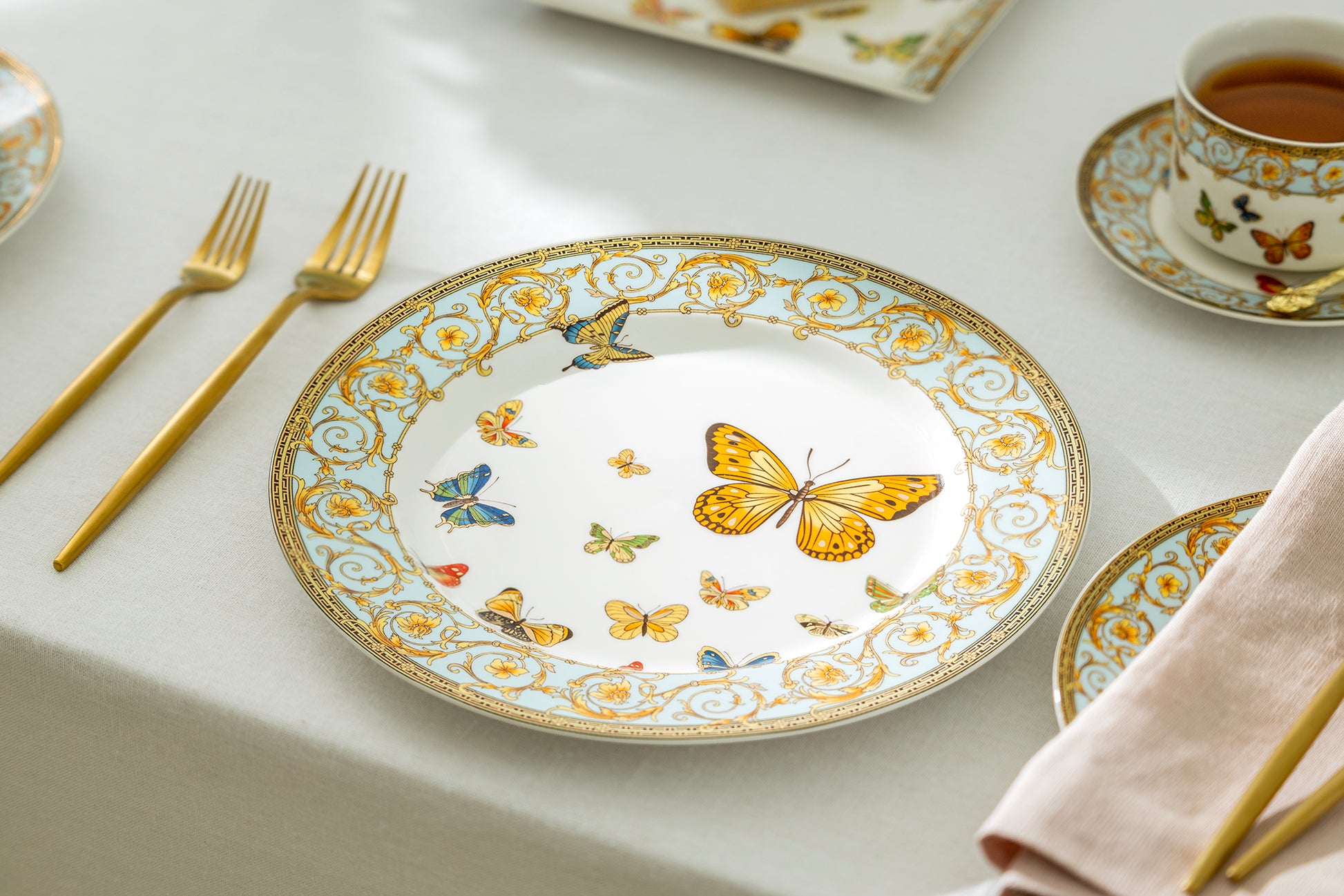 Butterflies with Blue Ornament Fine Porcelain Dessert/Dinner Plate
