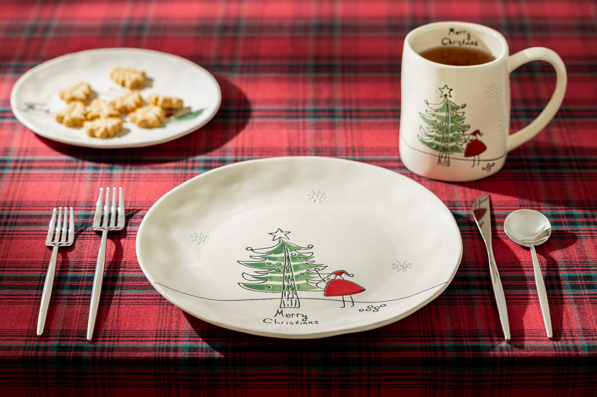 Potter's Studio Santa’s Christmas Tree Dinner Plate