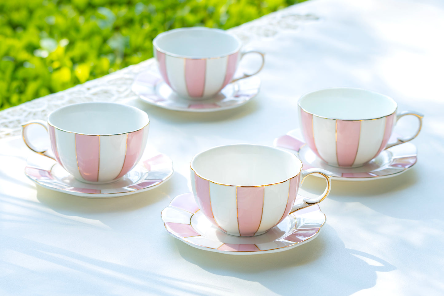 Grace Teaware Pink and White Scallop Fine Porcelain Tea Cup and Saucer set of 4