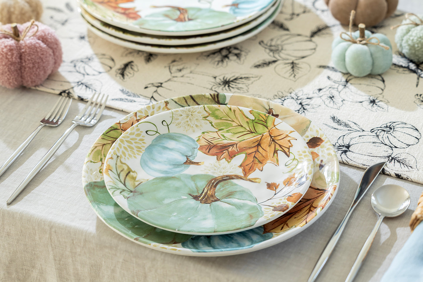 Fall Pumpkins with Leaves Dessert/Dinner Plate