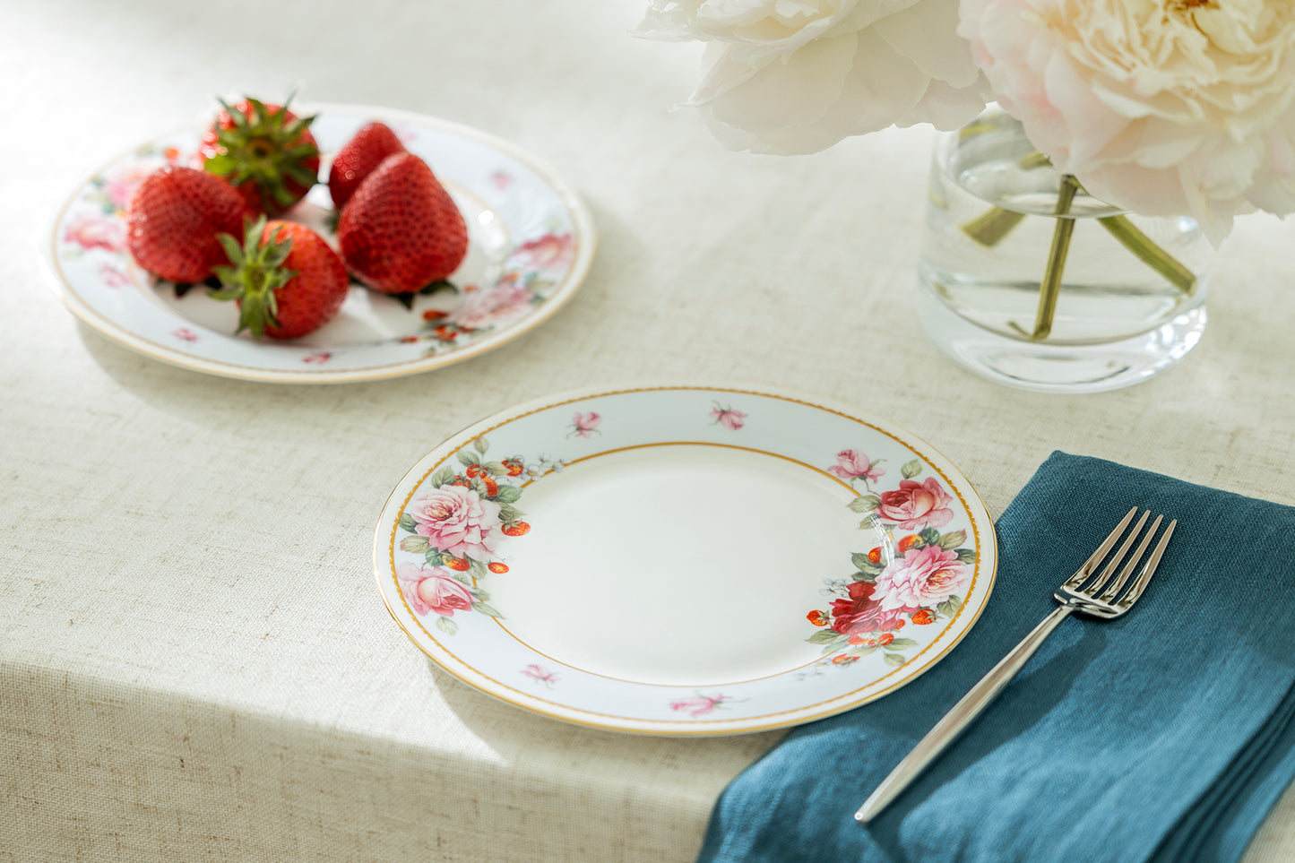 7.75" Peony and Strawberry Blue Bone China Dessert Plate