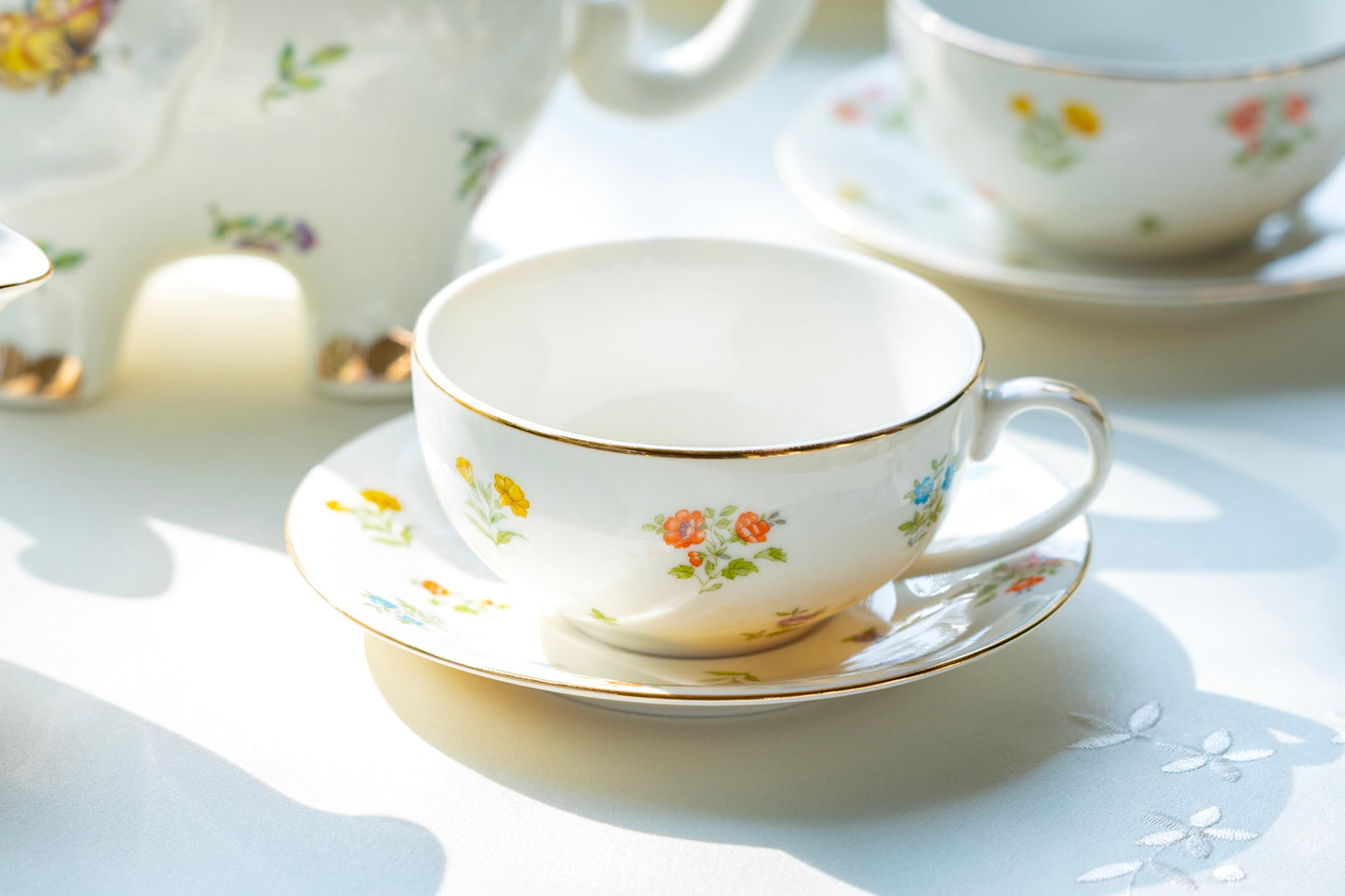 White Gold Elephant Fine Porcelain Tea Set