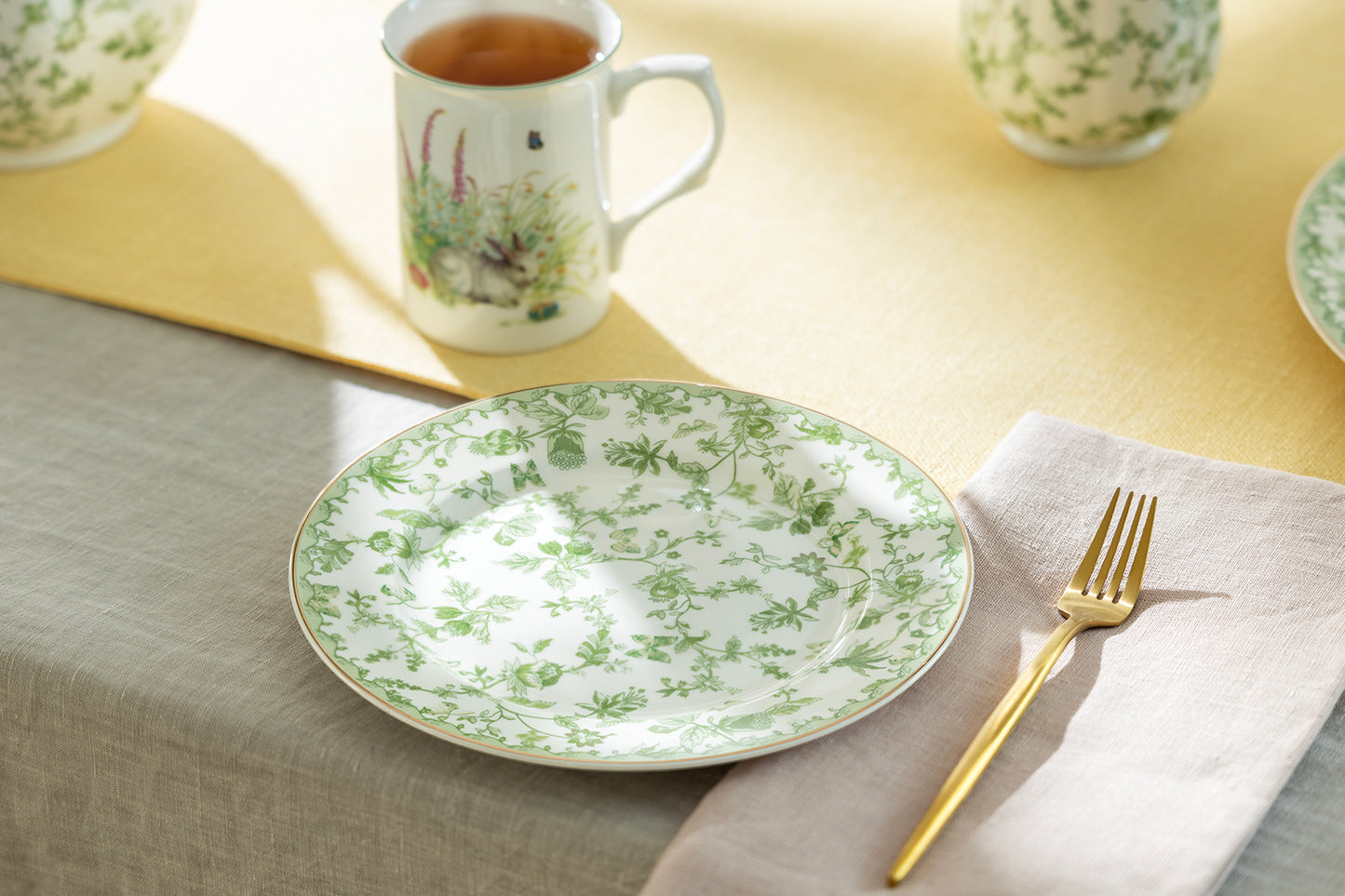 Greeny Garden Fine Porcelain Dessert/Dinner Plate