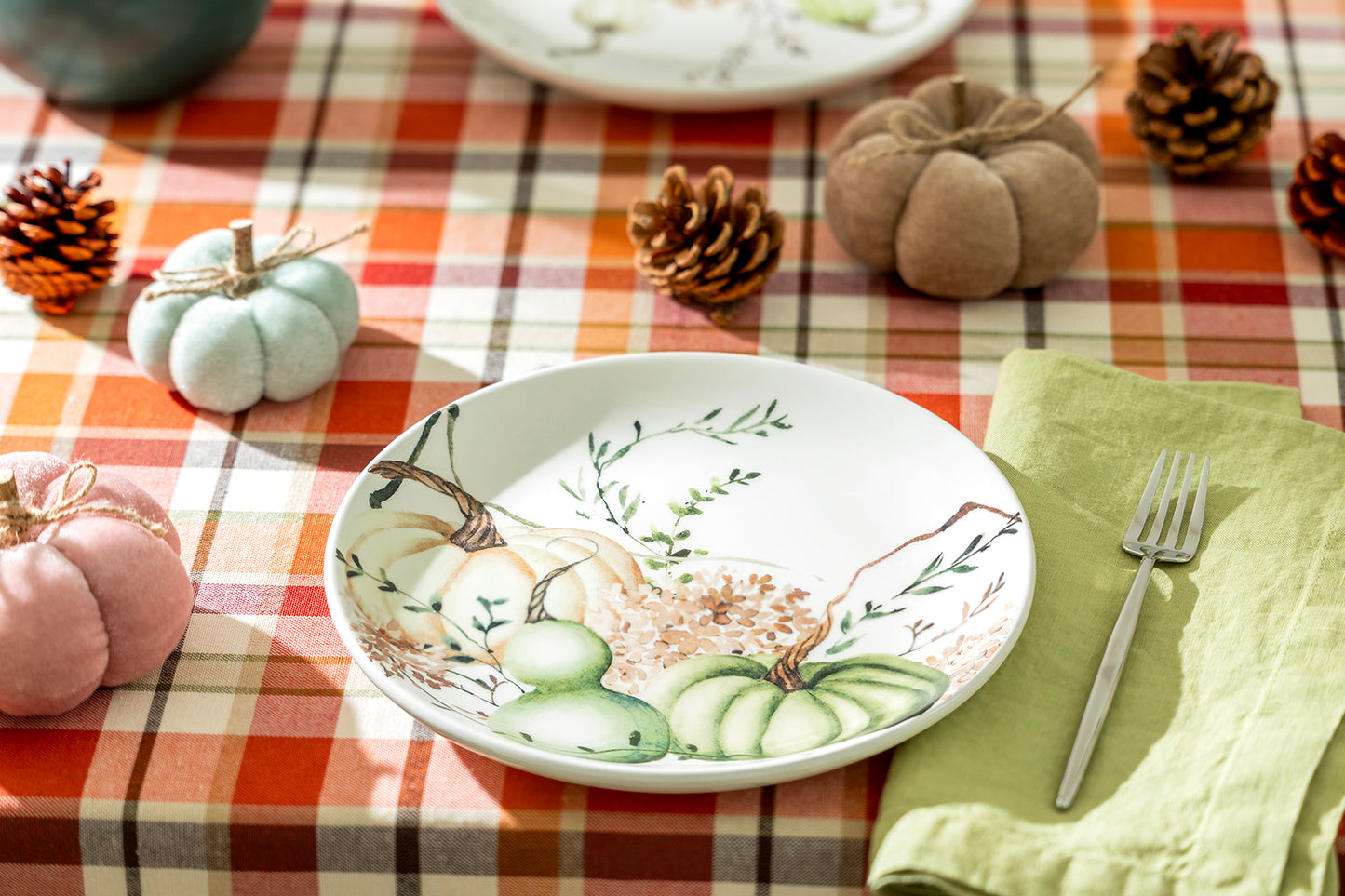 8.5" Fall Pumpkins Green Harvest Salad / Dessert Plate