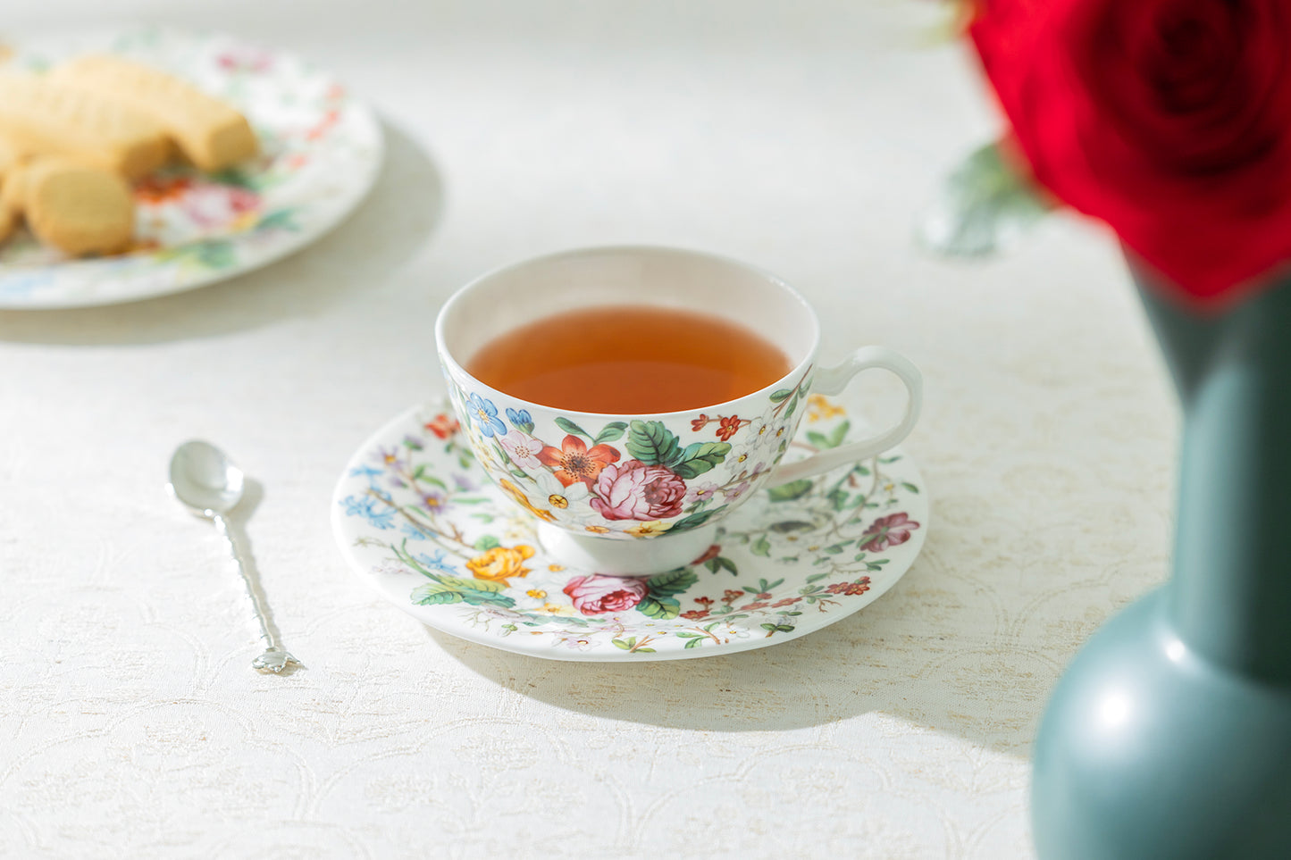 Gracie Bone China Lismore Rose Garden Bone China Tea Cup and Saucer Set