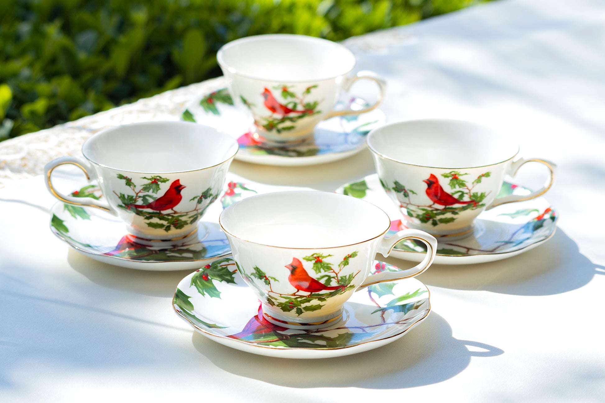 Grace Teaware Red Cardinal Fine Porcelain Tea Cup and Saucer Set of 4