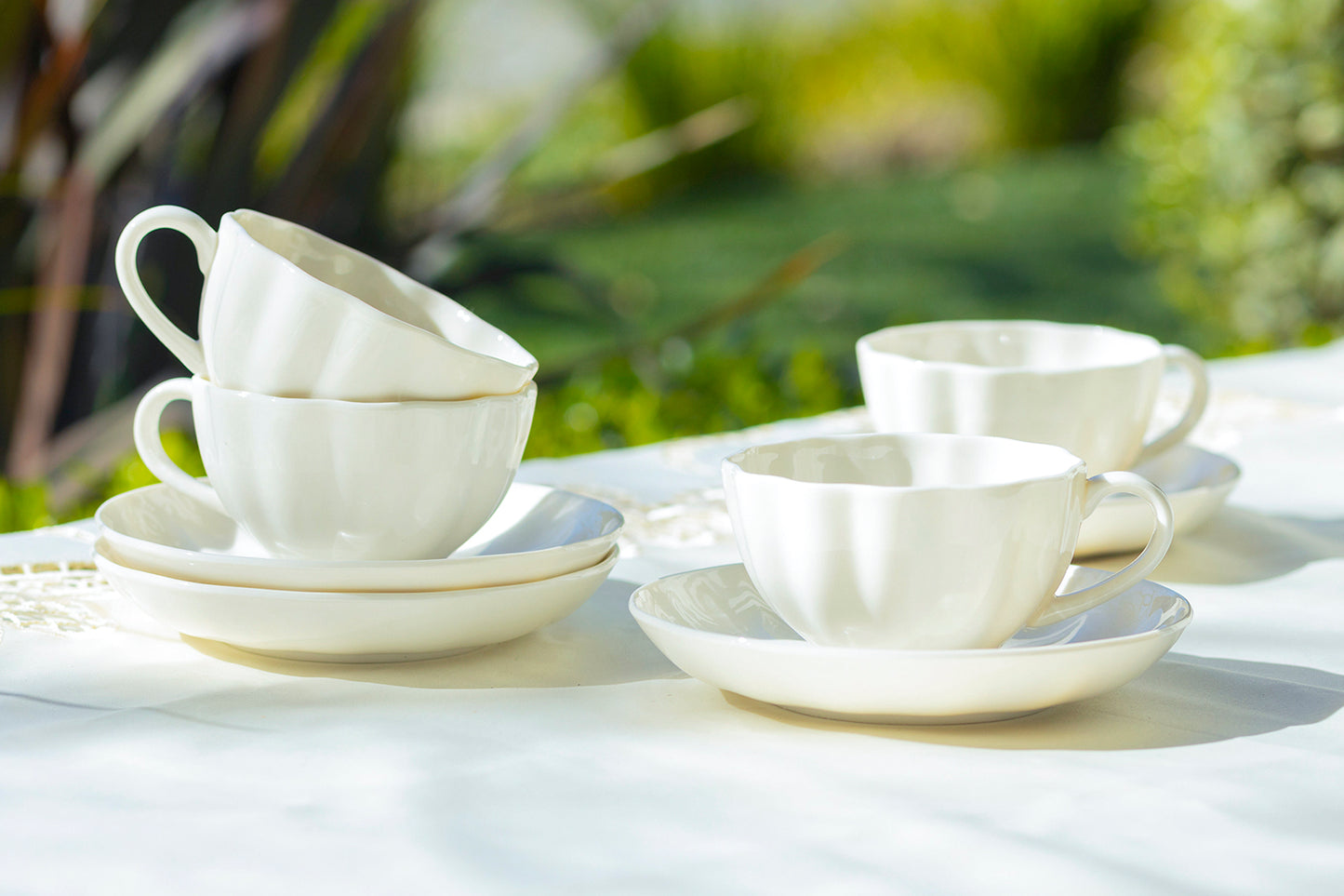 White Scallop Fine Porcelain Tea Cup and Saucer