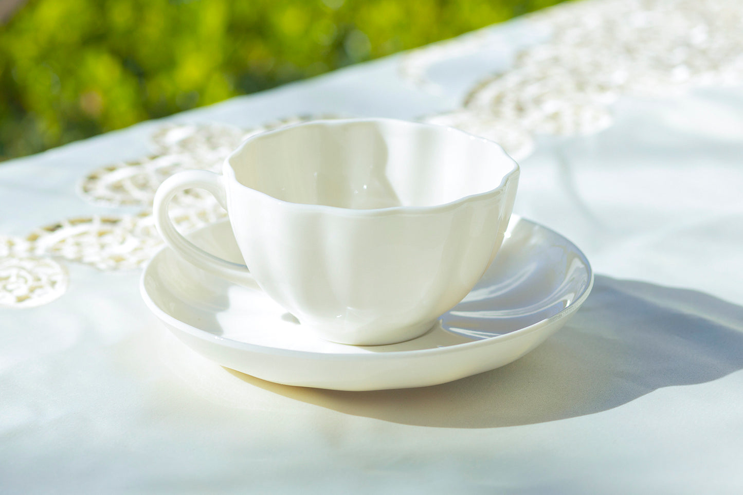 White Scallop Fine Porcelain Tea Cup and Saucer