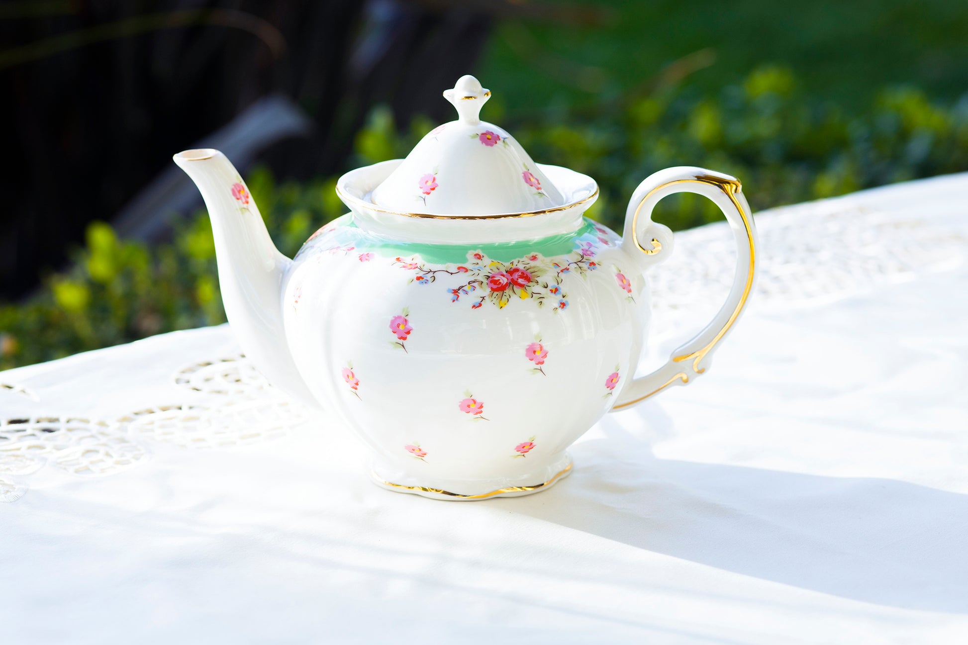 Fine Porcelain grace teawear classic elegant teapot