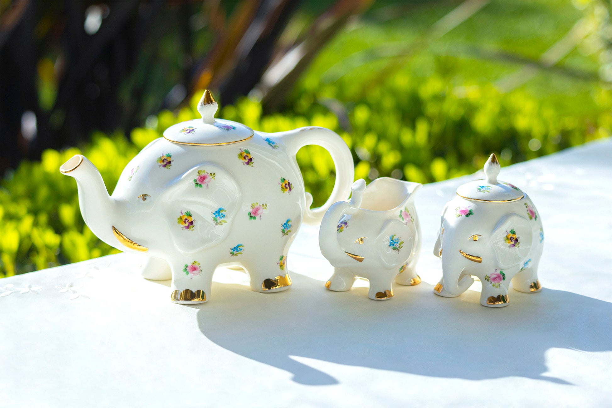 Grace Teaware floral elephant tea set
