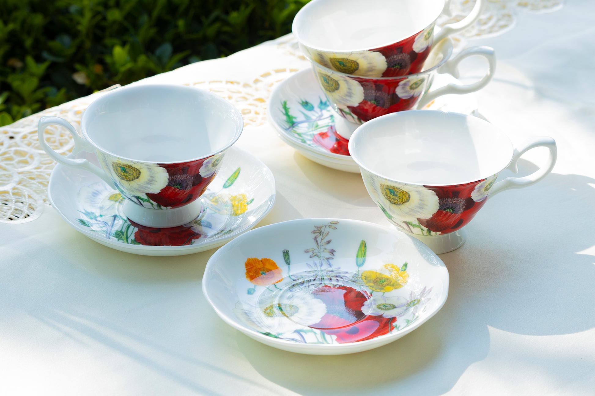 Poppy Fields Tazza Colazione in Ceramica 13cm Nuova con Scatola Poppy Fields Tazza Colazione in Ceramica 13cm Nuova con Scatola