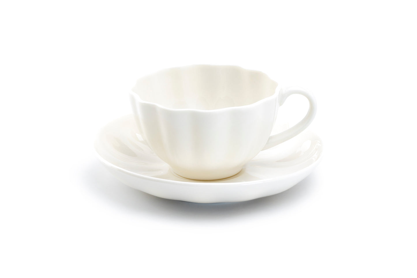 Grace Teaware White Scallop Fine Porcelain Tea Cup and Saucer